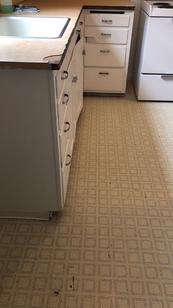 Building Photo - 813 NE A St