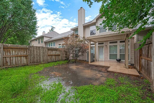 Building Photo - 18 W Greenhill Terrace Pl