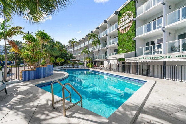 Building Photo - 3821 N Ocean Blvd