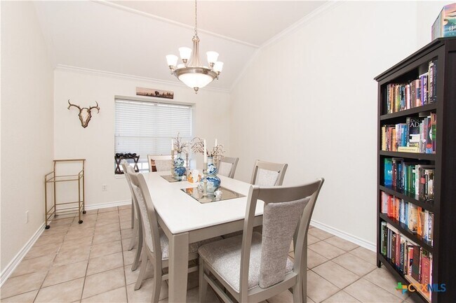 Building Photo - 103 Corral Ct