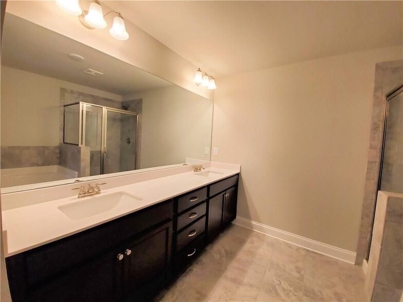 Building Photo - 2708 Morgan Creek Dr