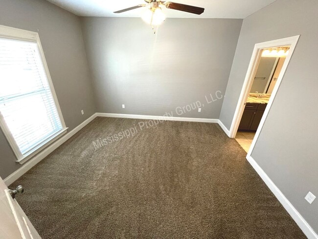 Building Photo - 4BR/4.5BA For Rent