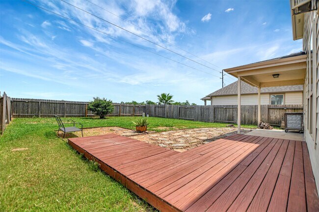 Building Photo - 5439 Baronet Dr