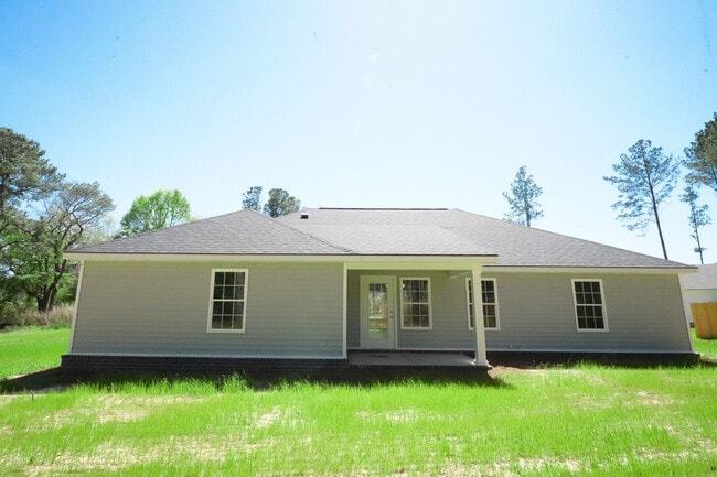 Building Photo - Coming Available!