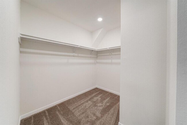 Building Photo - 23415 Stahl Creeks Ln