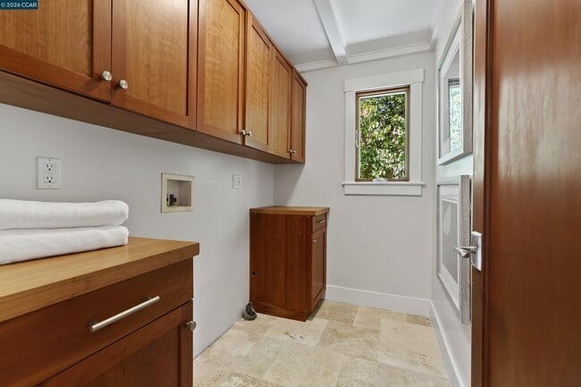 Building Photo - 1754 Reliez Valley Rd