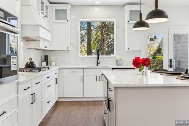 Building Photo - 648 E Broad St