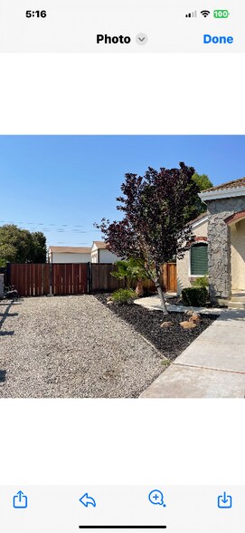 Building Photo - 2468 Del mar Ct