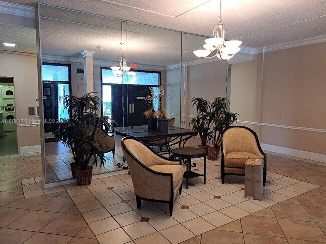 Building Photo - 500 Executive Center Dr