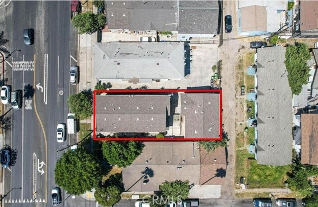 Building Photo - 6616 S Figueroa St