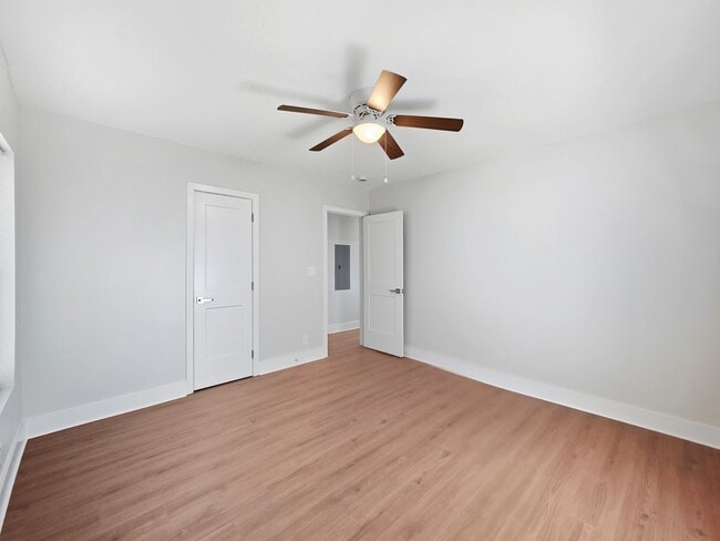 Building Photo - COMING SOON! Gorgeous 3 Bedroom 2 Bath ranch in Venetian Hills