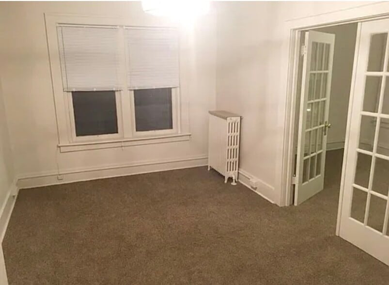 Building Photo - 896 29th St