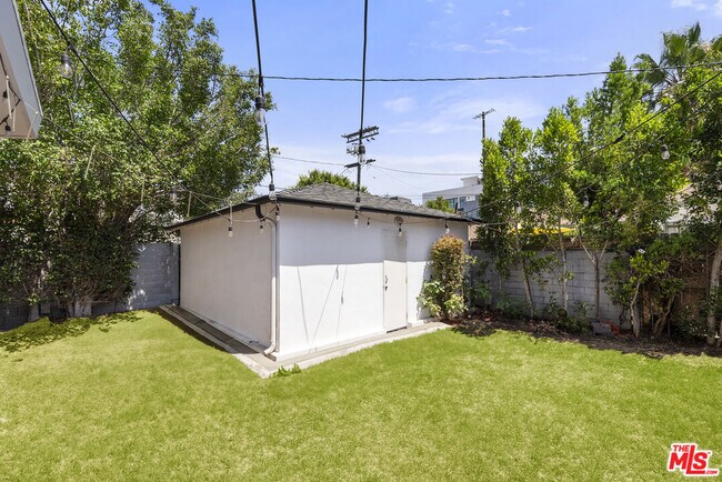 Building Photo - 1246 Peck Dr