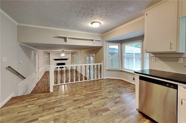 Building Photo - 400 Ansley Dr