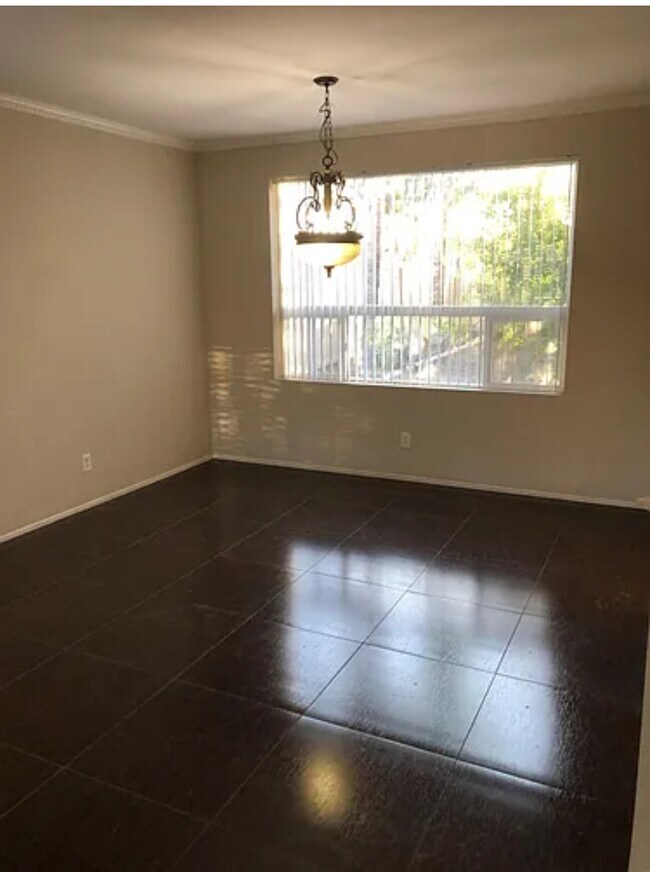 Building Photo - 29507 Desert Terrace Dr