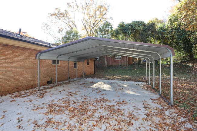 Building Photo - 937 Green Cir Dr