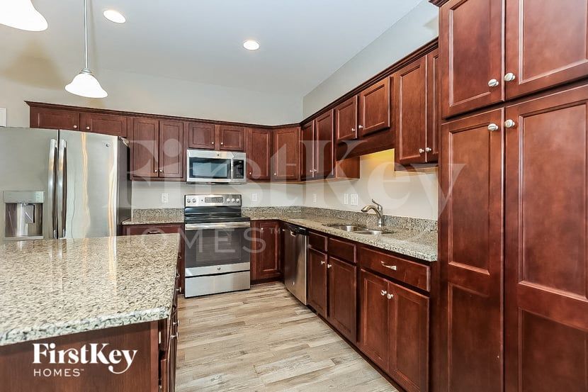 Building Photo - 4722 Beryl Dr