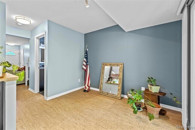 Building Photo - 1570 Streamwood Ct