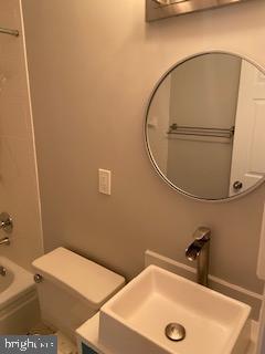 Building Photo - 1823 N Shore Ct
