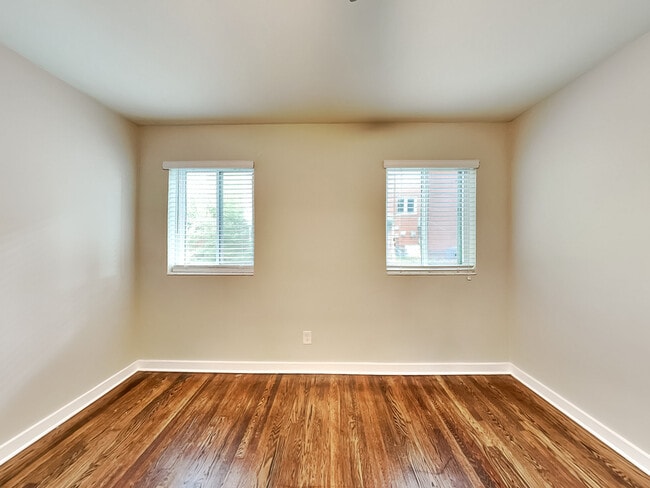 Building Photo - 880 N Highland Ave NE
