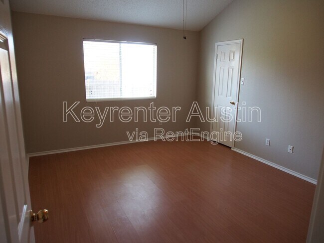 Building Photo - 1702 Verbena Way