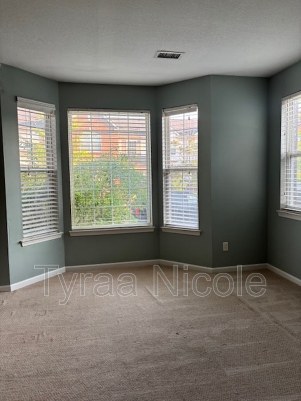 Building Photo - 28825 Cullen Dr