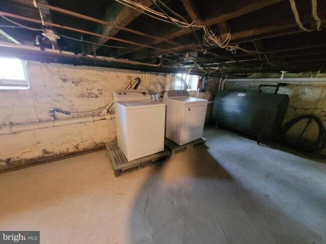 Building Photo - 45 Green St