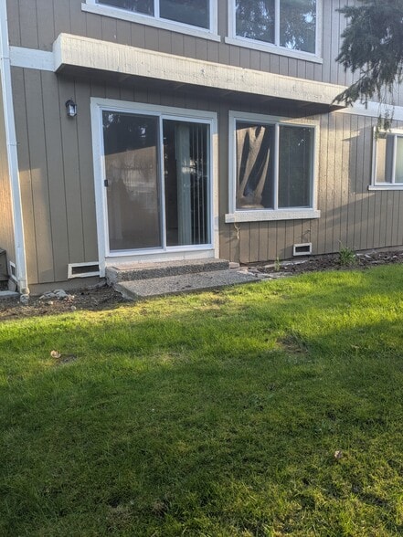 Backyard - 9127 Meridian Pl NE