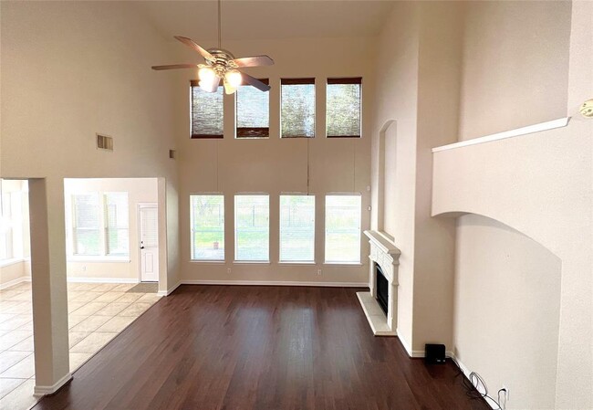 Building Photo - 5307 Riverstone Crossing Dr