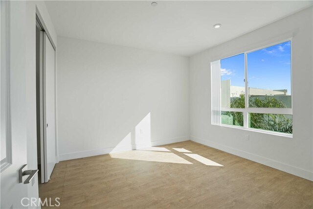 Building Photo - 8750 Sepulveda Blvd