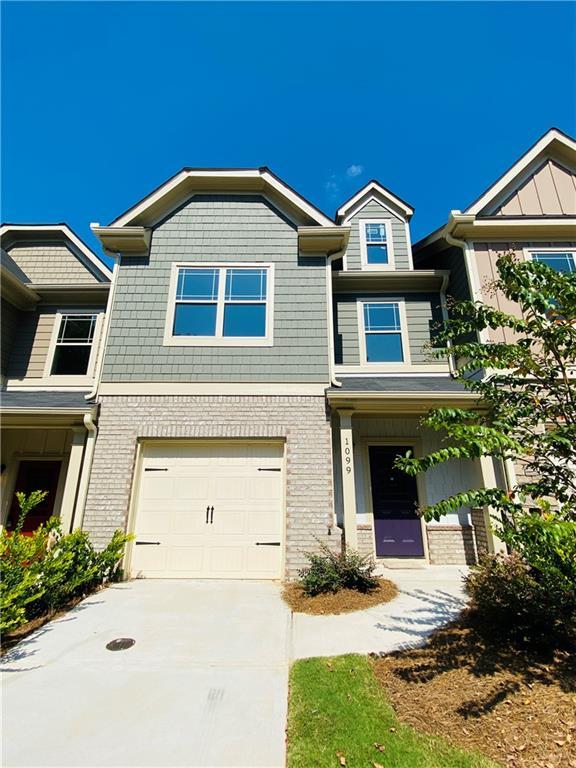 Building Photo - 1099 N Village Dr