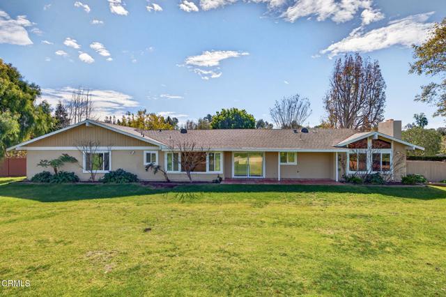 Building Photo - 1525 Fairway Dr