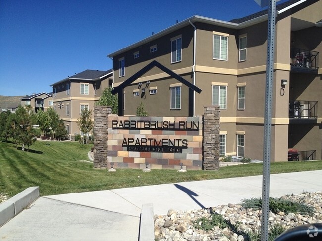 Building Photo - Rabbitbrush Run Apartments