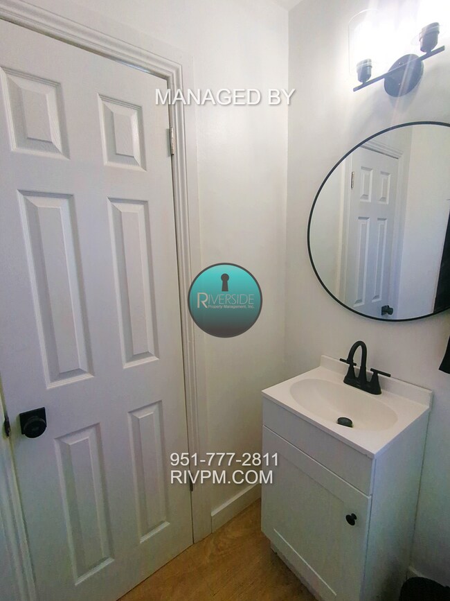Building Photo - Charming 3-Bedroom Home – Available Now!