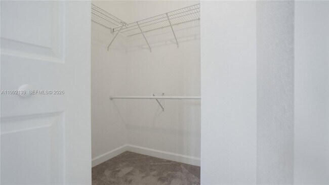 Building Photo - 2676 SE 12th St