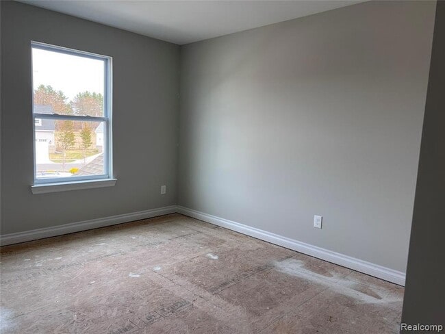 Building Photo - 471 Pattan Dr