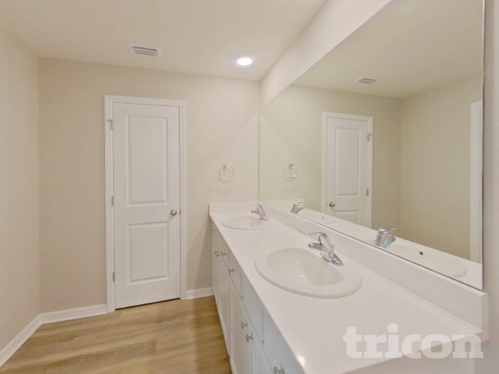 Building Photo - 10733 Hidden Banks Gln