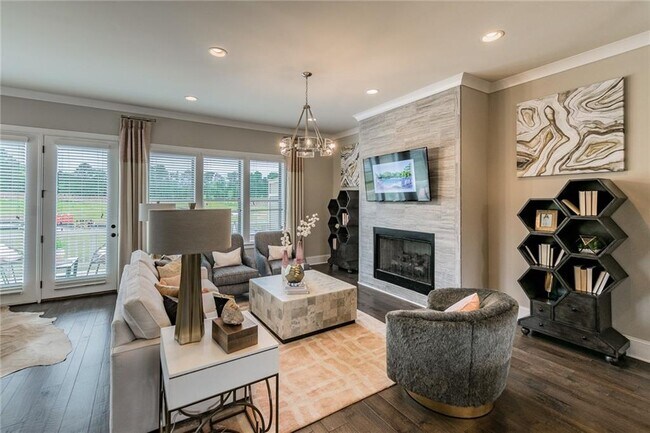 Building Photo - 4318 Longleaf Pine Alley