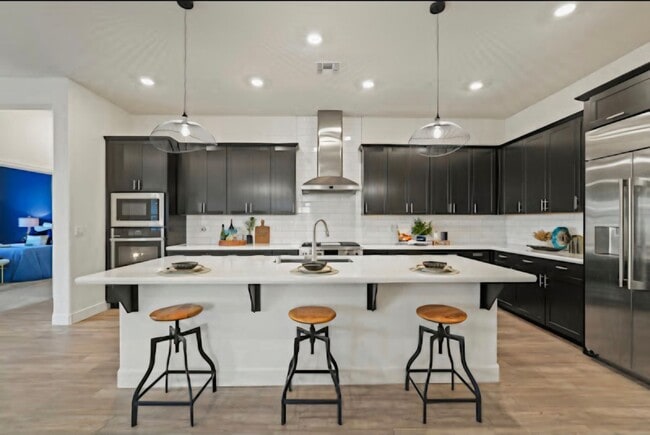 Building Photo - Gorgeous 4 bedroom 3 bath in Northlake