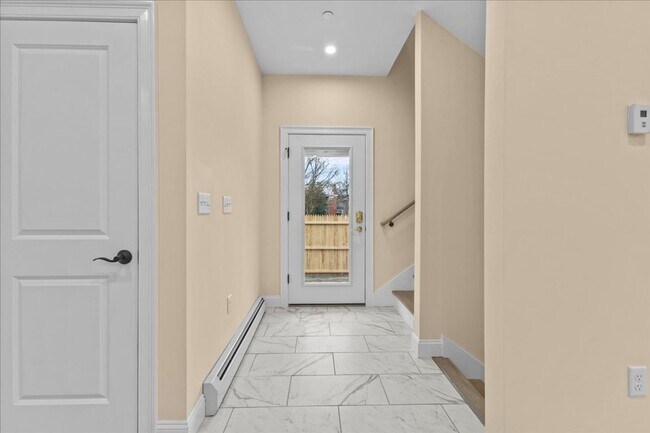 Building Photo - 86-88 North Winooski Ave