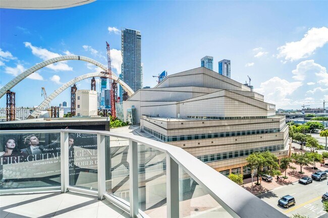 Building Photo - 1400 Biscayne Blvd