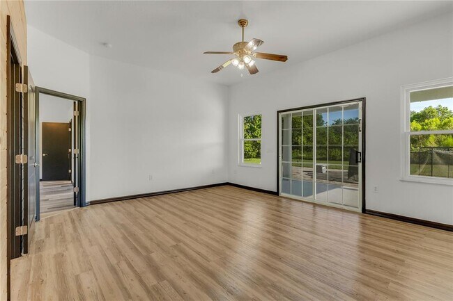 Building Photo - 4831 Rummell Rd