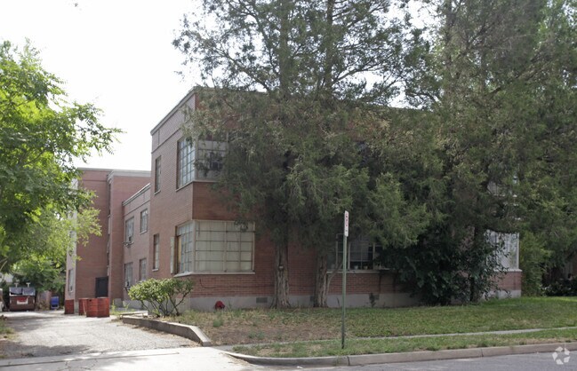 Georgia Apartments - Garden View Apartments