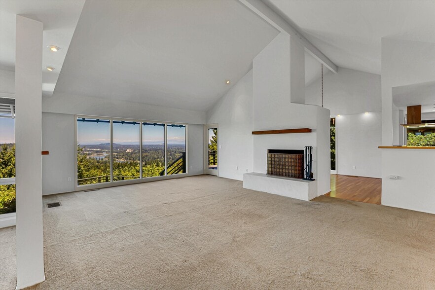 Building Photo - 17642 Upper Cherry Ln