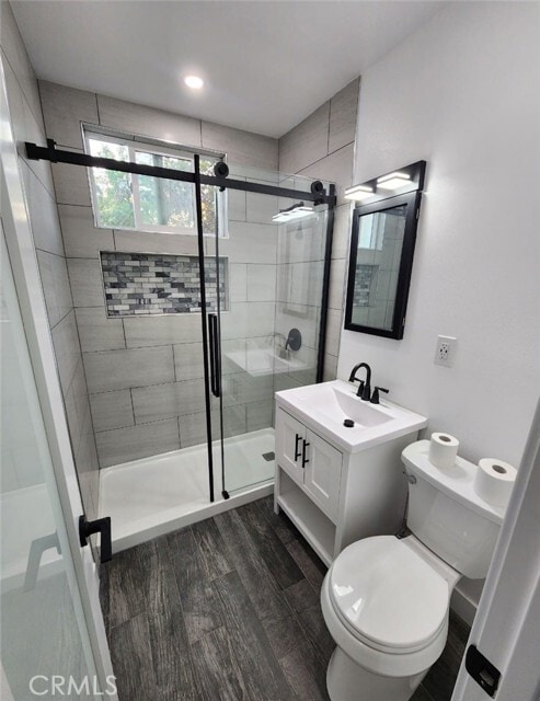 Building Photo - 714 W 95th St