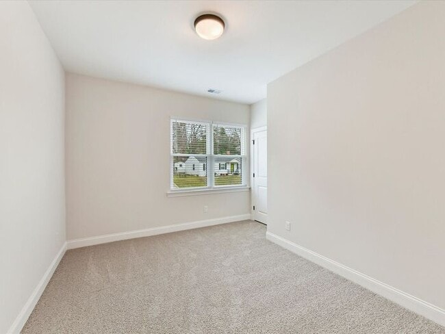 Building Photo - Brand New 4BD/2.5BA Home in Revolution Park!