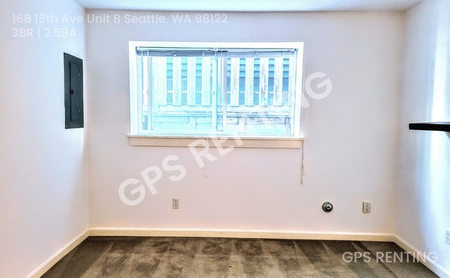 Building Photo - 168 18th Ave