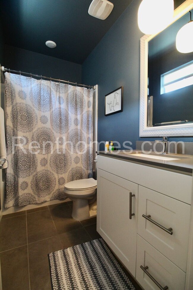 Building Photo - 10441 Harlow Cir
