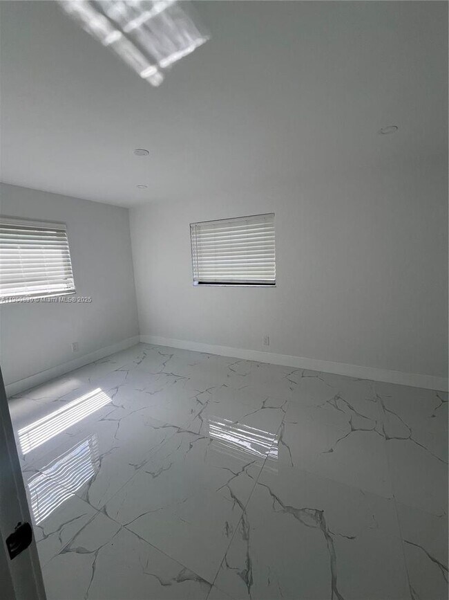 Building Photo - 11755 SW 37th St