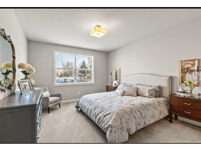 Building Photo - 10955 23rd St NE